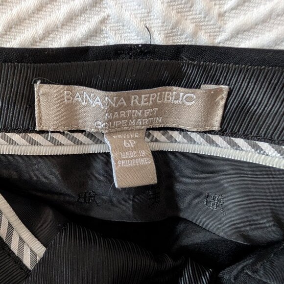 Banana Republic Martin Fit Petite Black Wool Trousers Size 6P - Picture 3 of 9